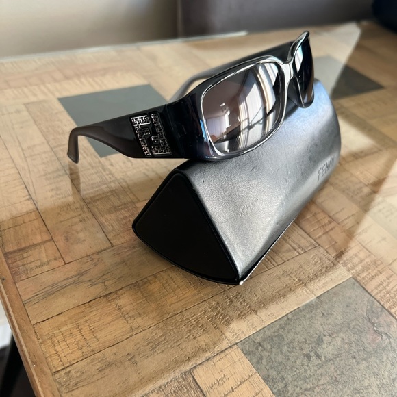 It is original brand - Picture 2 of 5